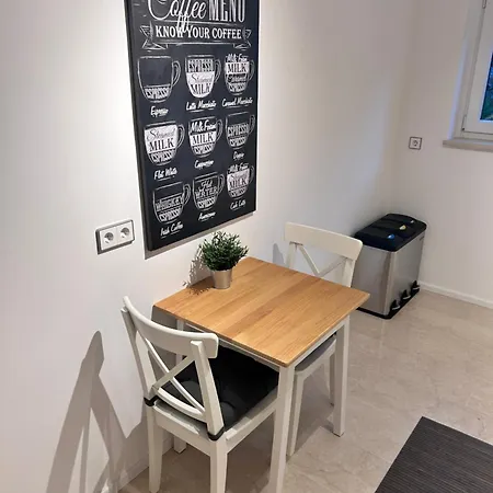 Feel@home Apartment, Blackforest, Calm&cosy, 80sqm Lejlighed *